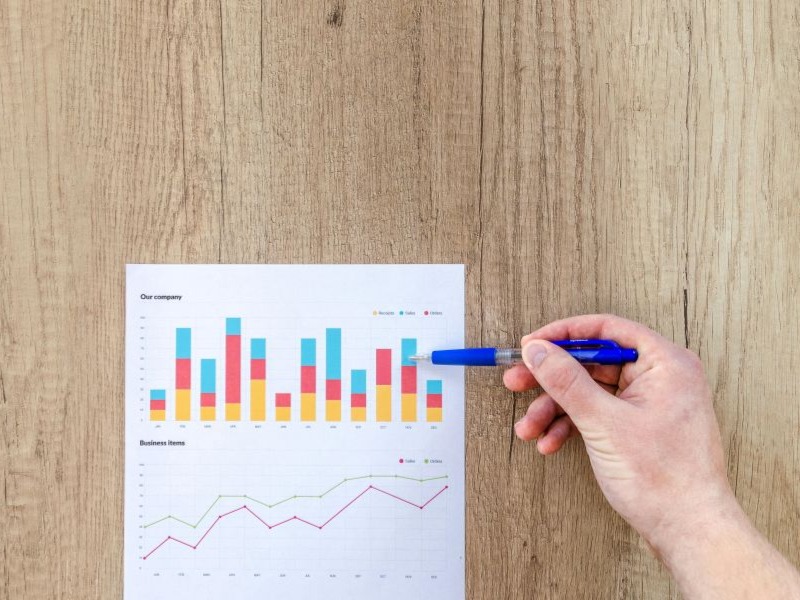 articolo con allegato